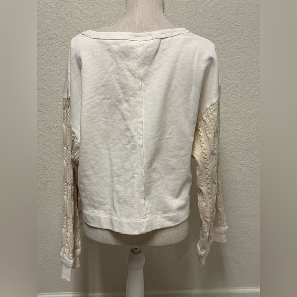 NWT PILCRO Ivory Sweater Sleeve Top Size Small - Picture 4 of 16